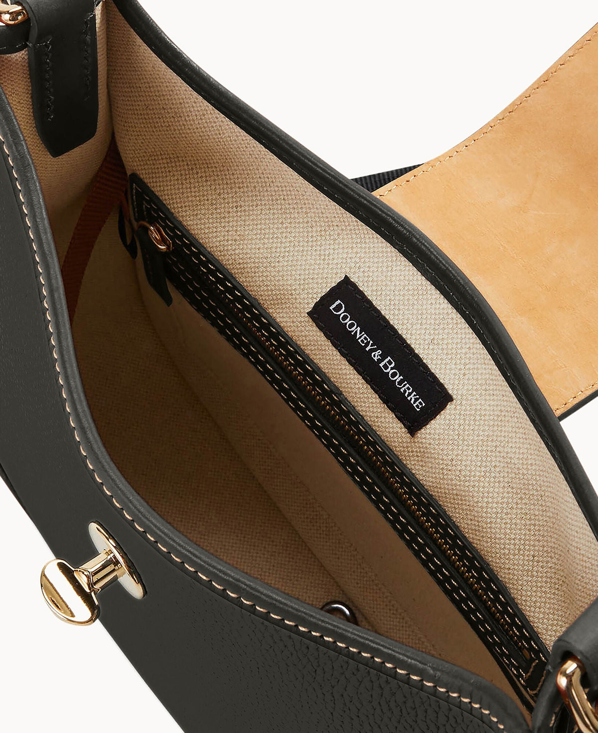 Pebble Turnlock Messenger 28