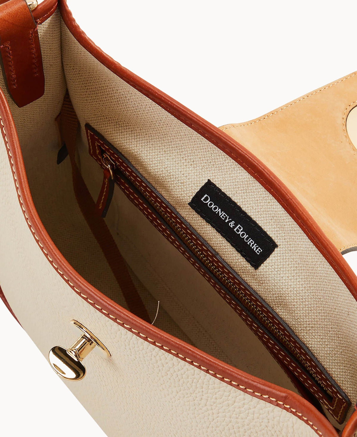 Pebble Turnlock Messenger 28