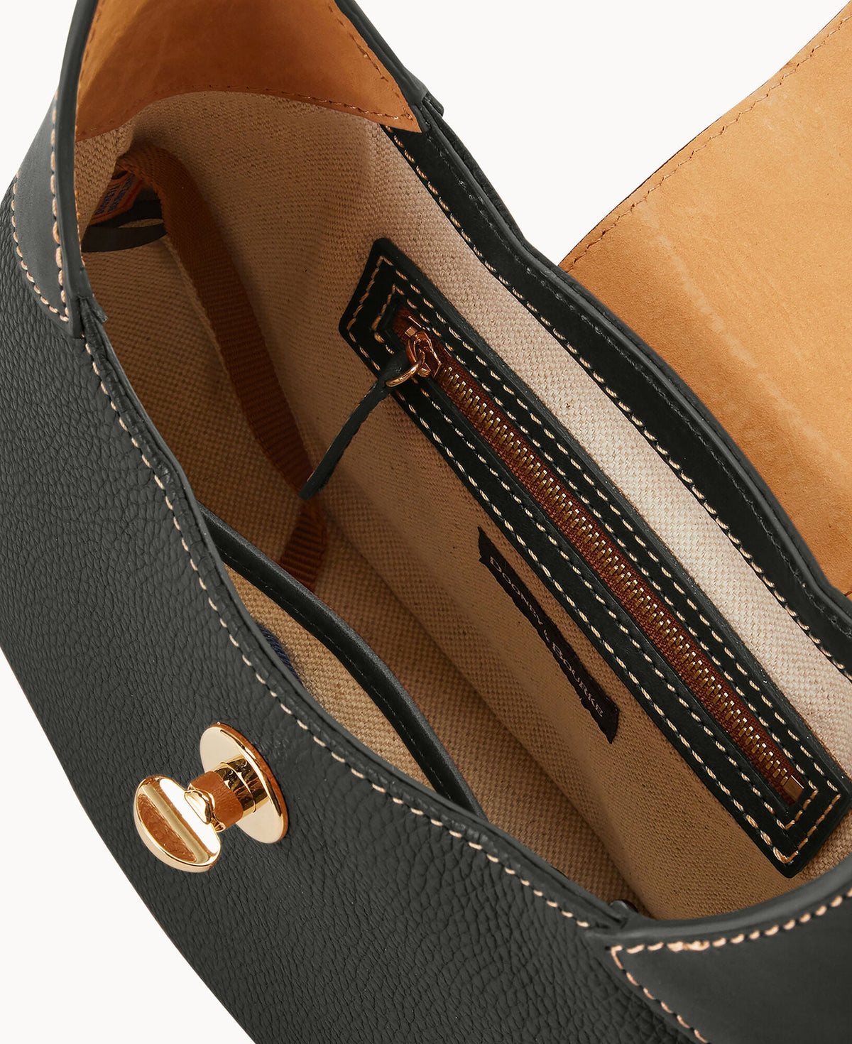 Pebble Turnlock Hobo 26