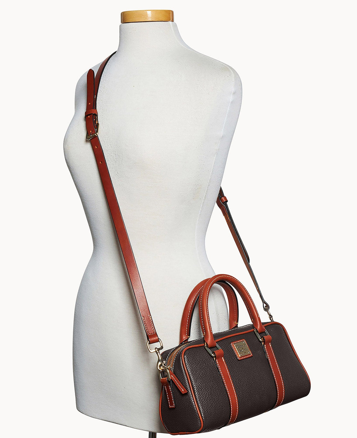 Pebble Grain Satchel 28
