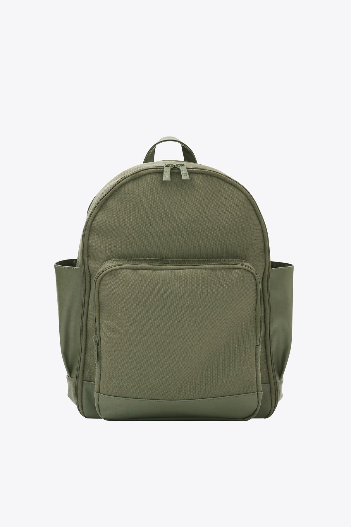 The Travel Backpack in Olive