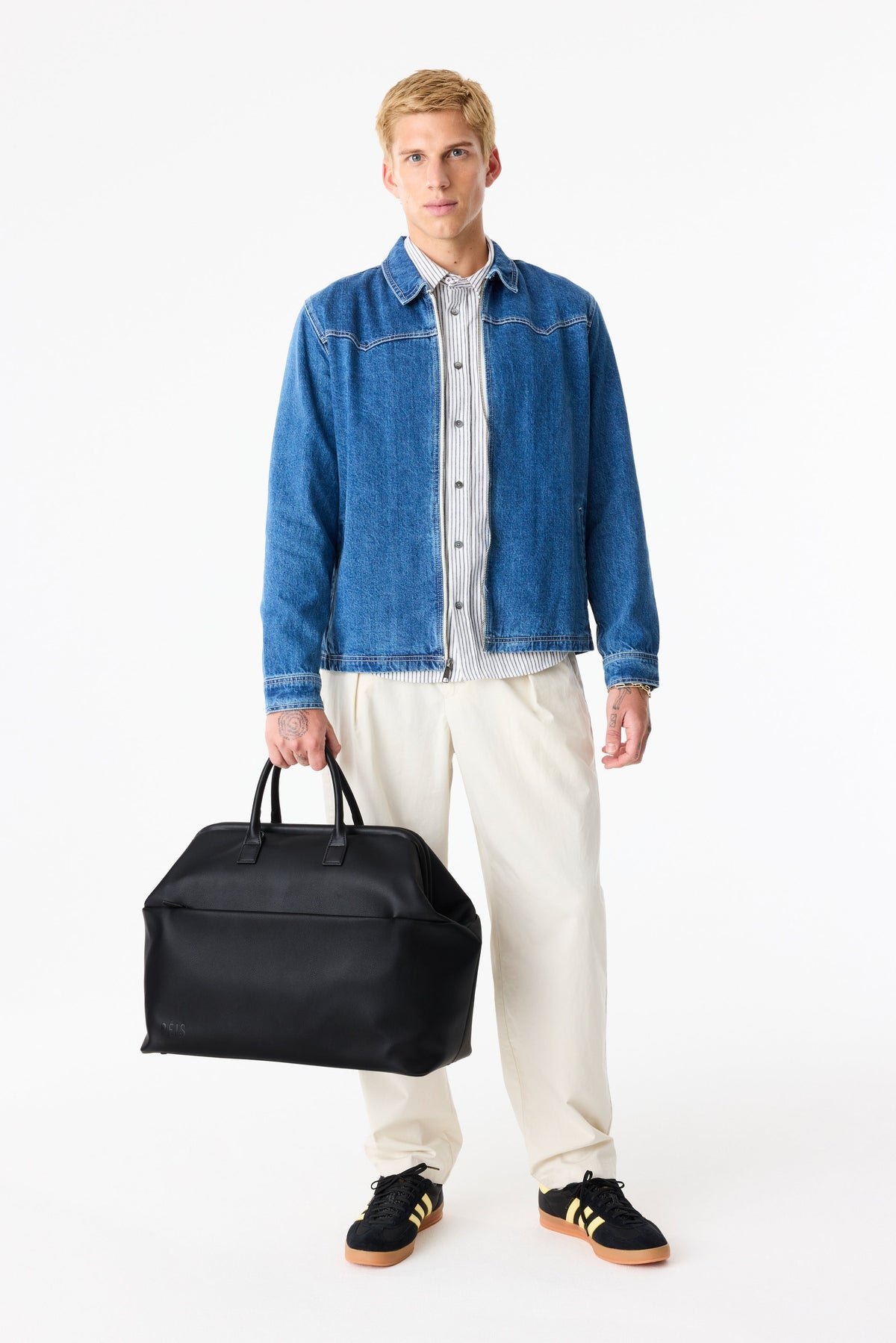 The Essential Weekender in Wicked Black