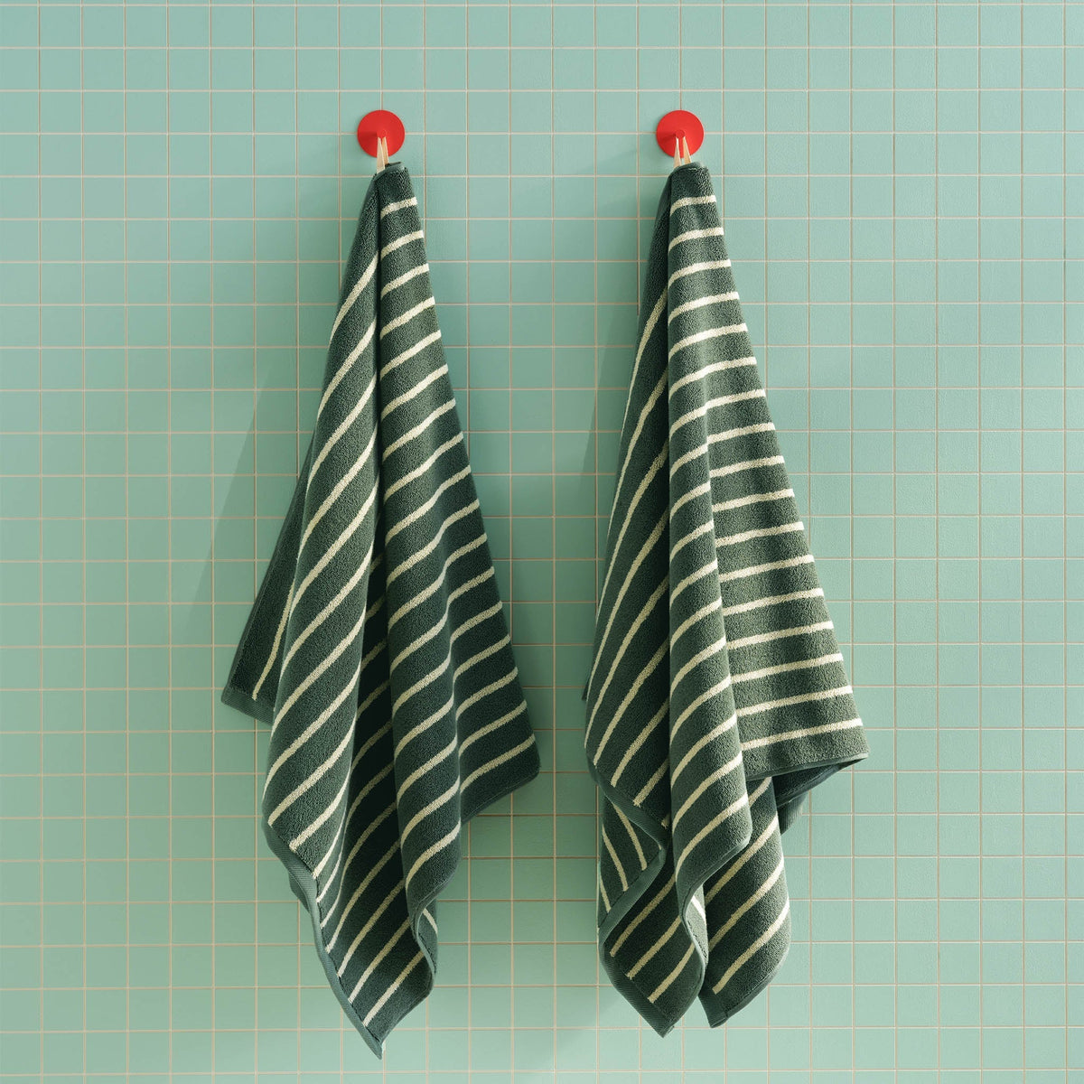 Super-Plush Turkish Cotton Bath Towels Set of 2