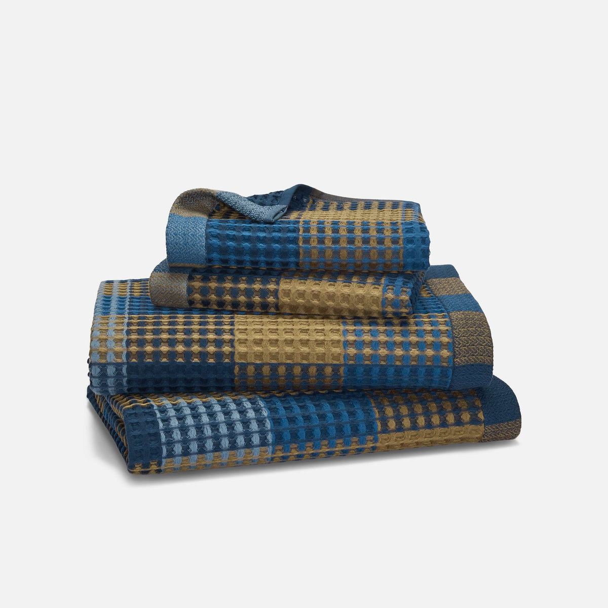 Dreamweave Waffle Bath Towel Bundle