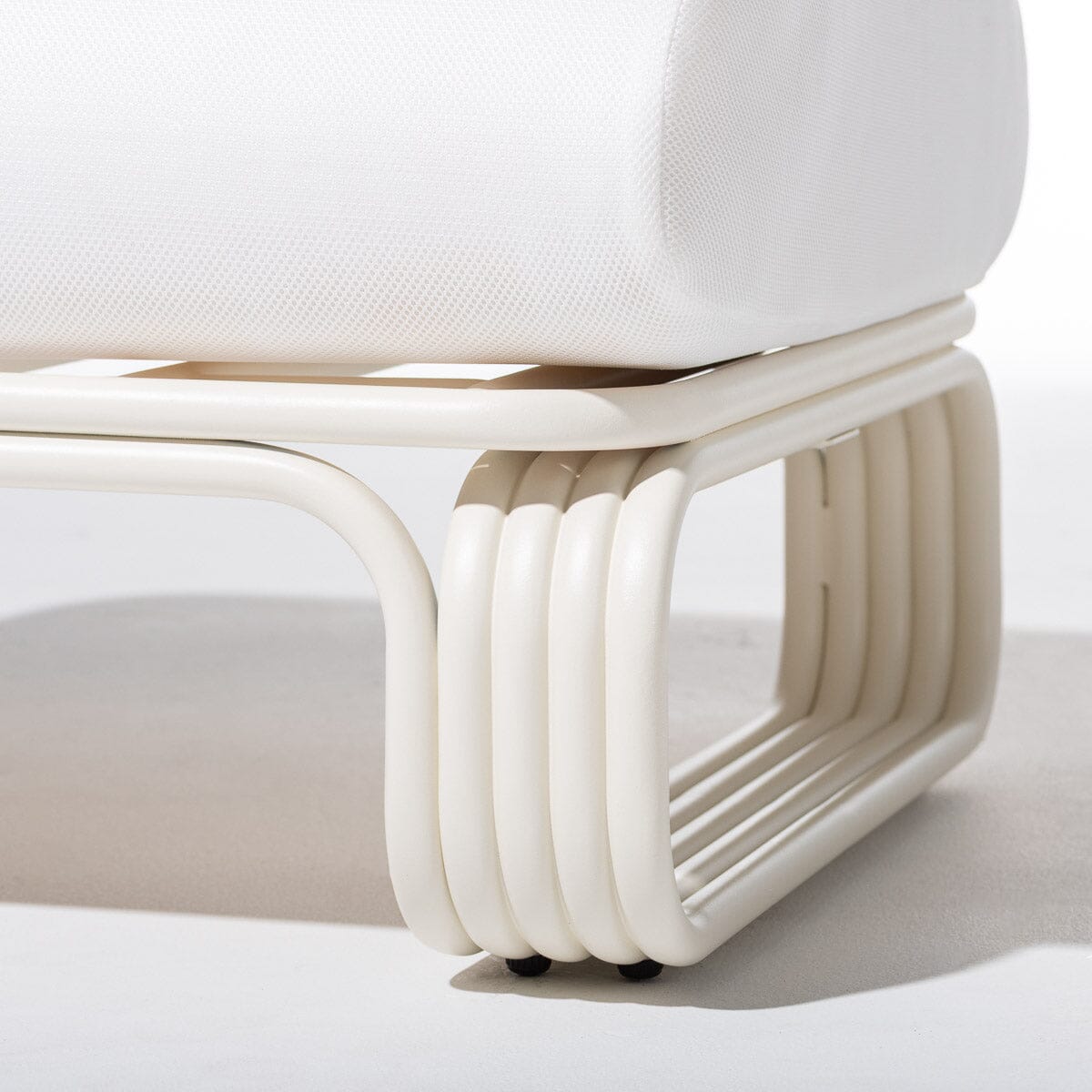 The Contini Ottoman Frame
