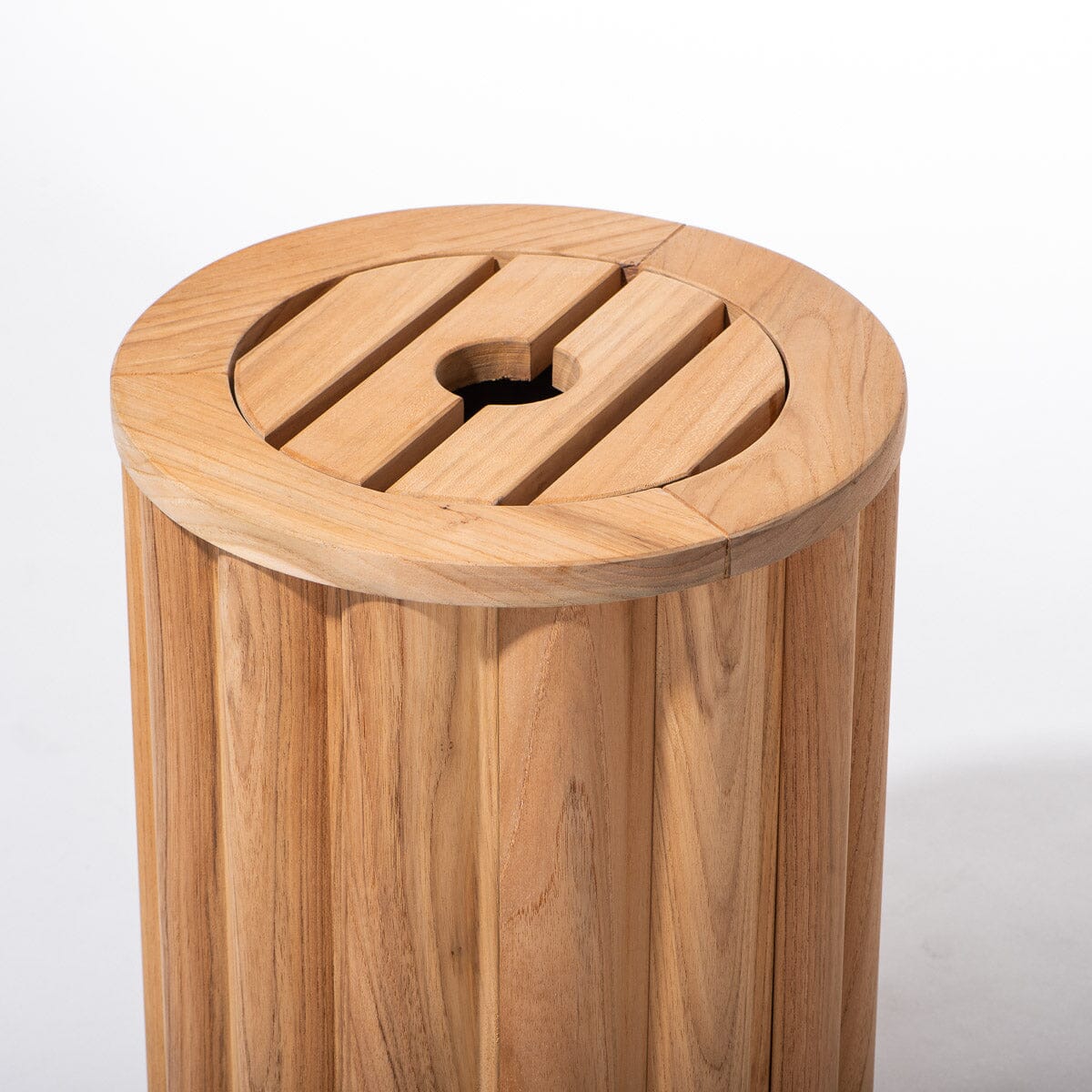 The Daisy Stool Frame
