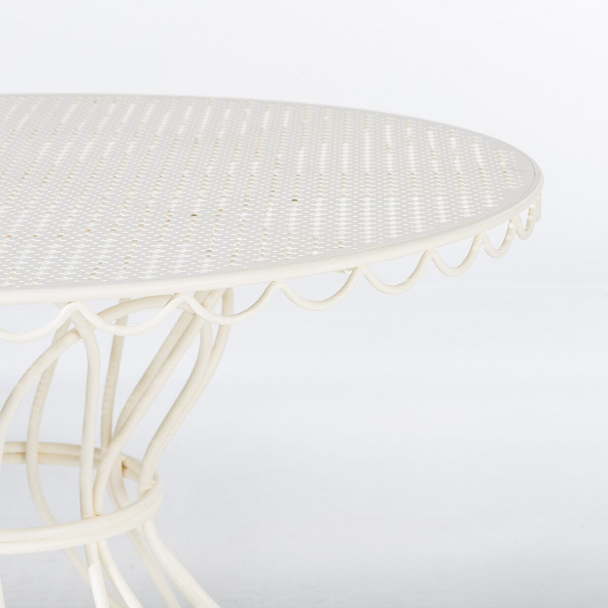 The Al Fresco Oval Dining Table