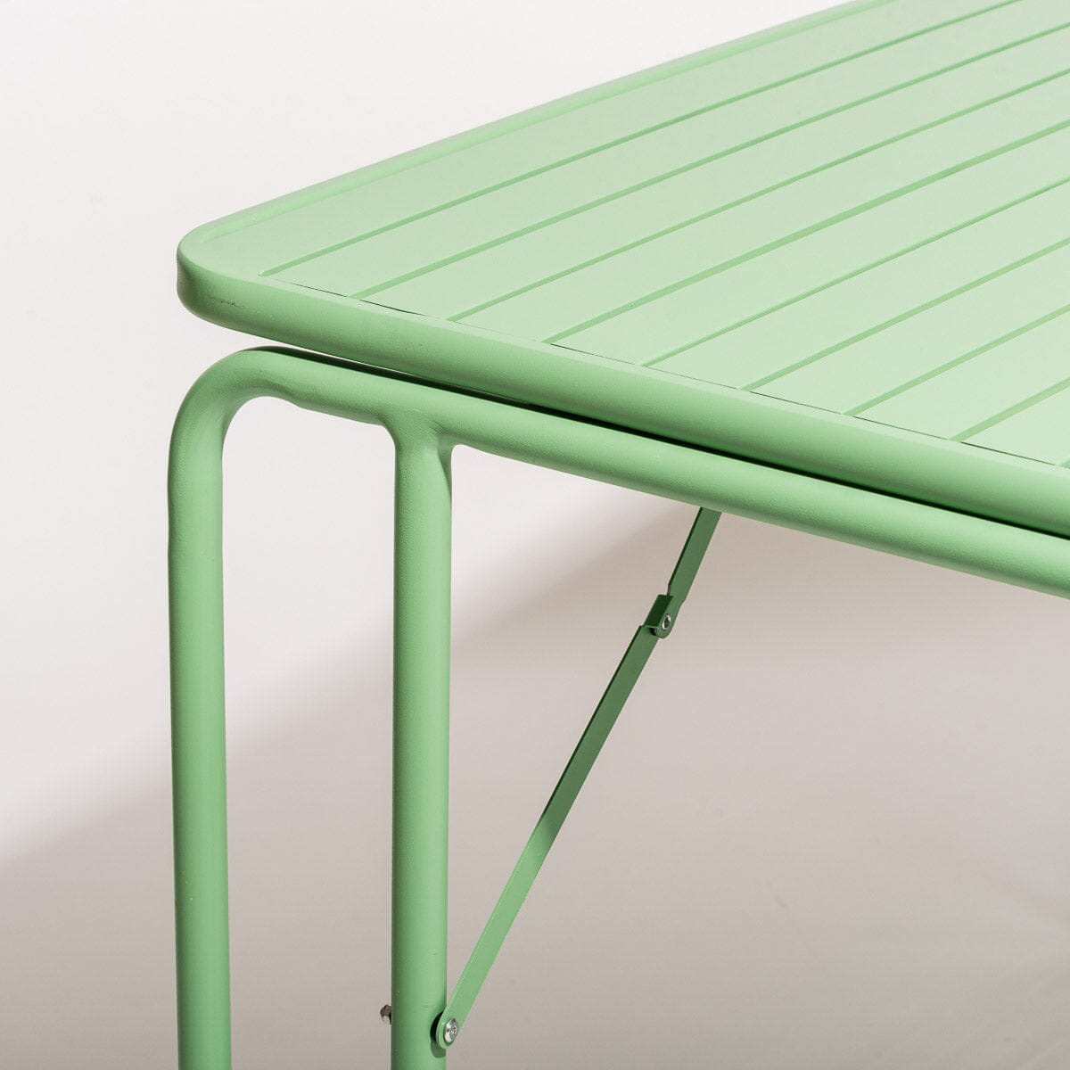 The Sunliner Card Table