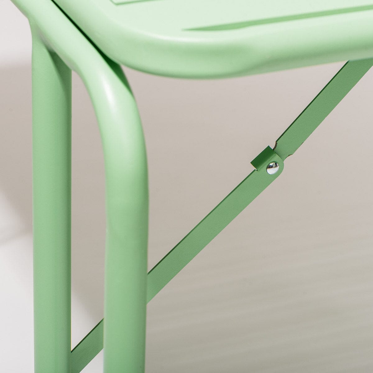 The Sunliner Card Table