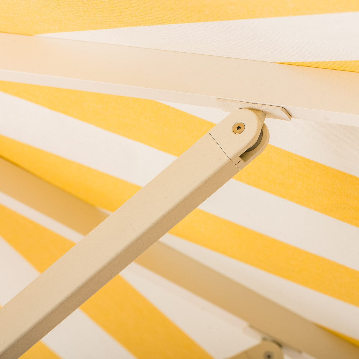 The Resort Market Umbrella