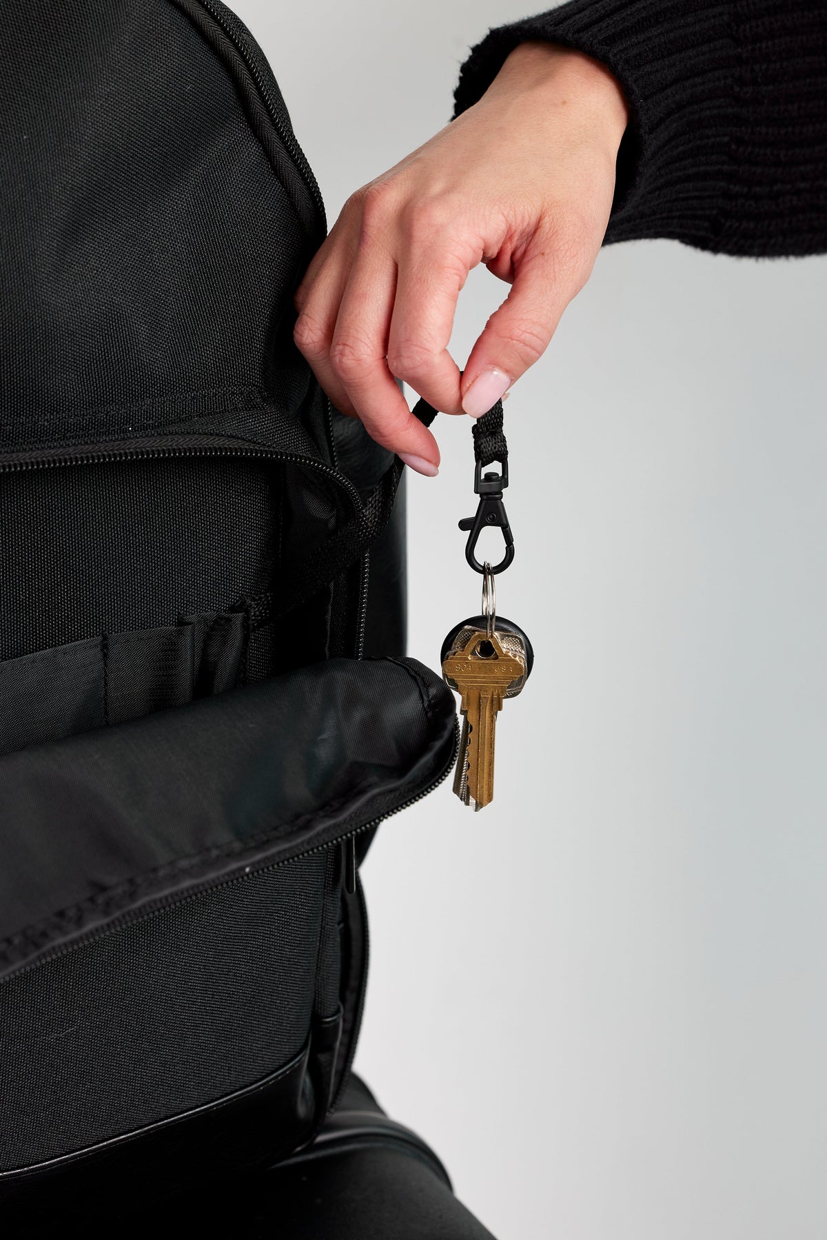 Resale The Travel Backpack in Black