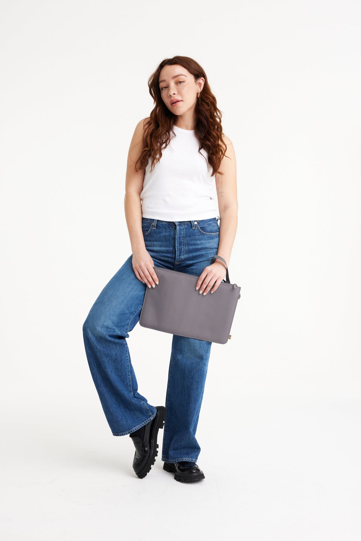 Resale The BÉISics Laptop Pouch in Grey