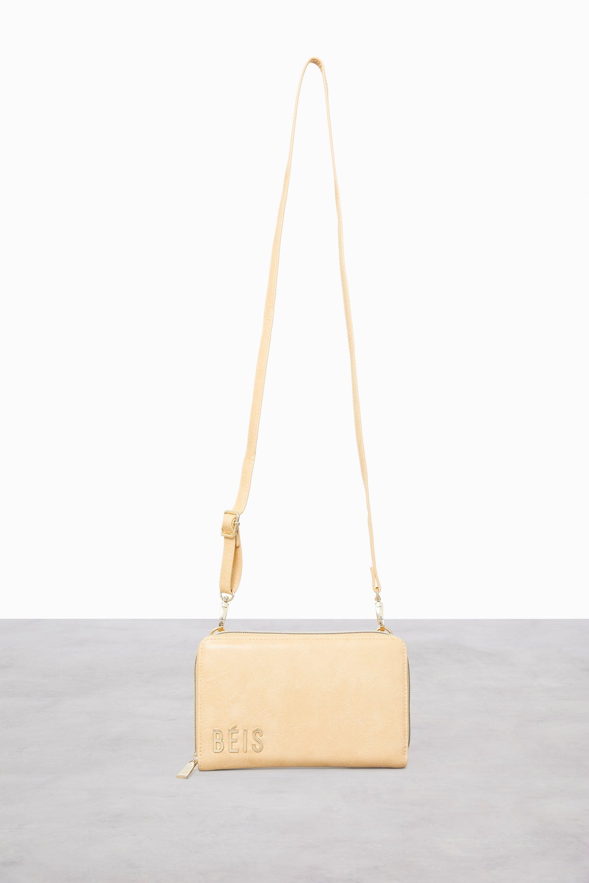 The Travel Wallet in Beige