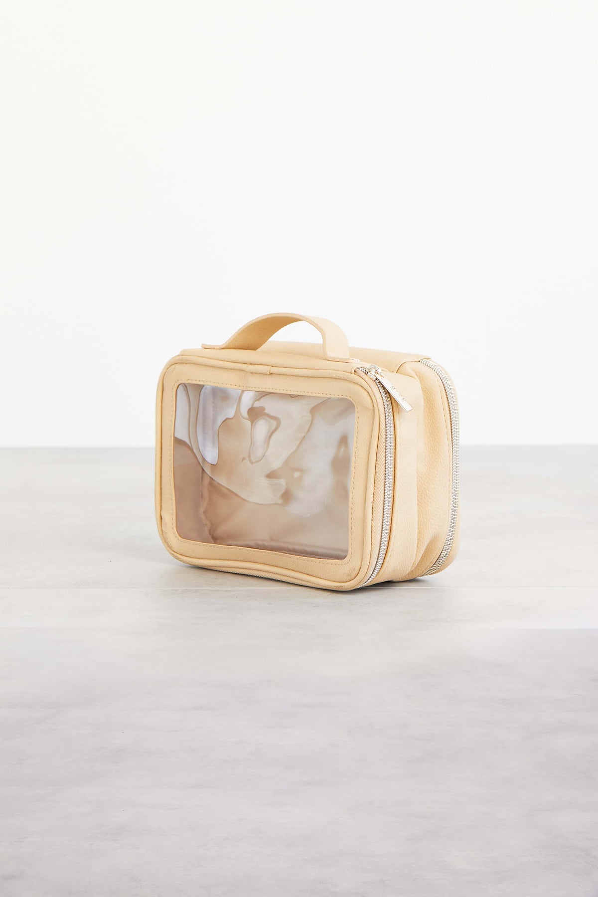 The On The Go Essential Case in Beige