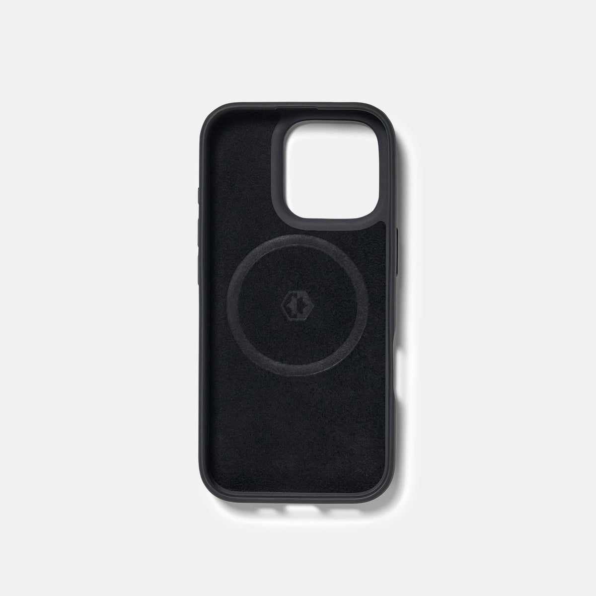 Everyday Phone Case - iPhone 16 Pro - Tobacco Brown Leather