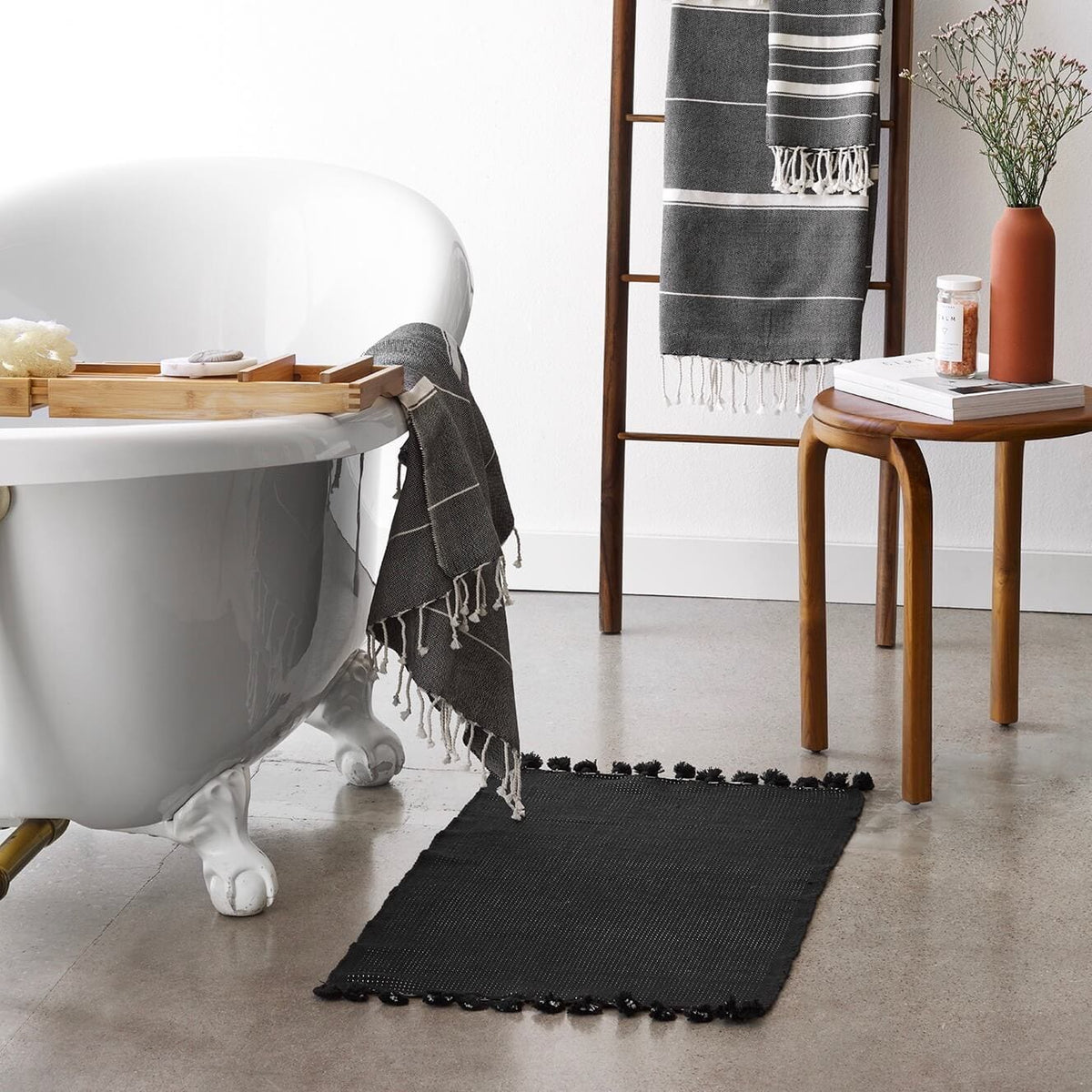 Agara Bath Mat