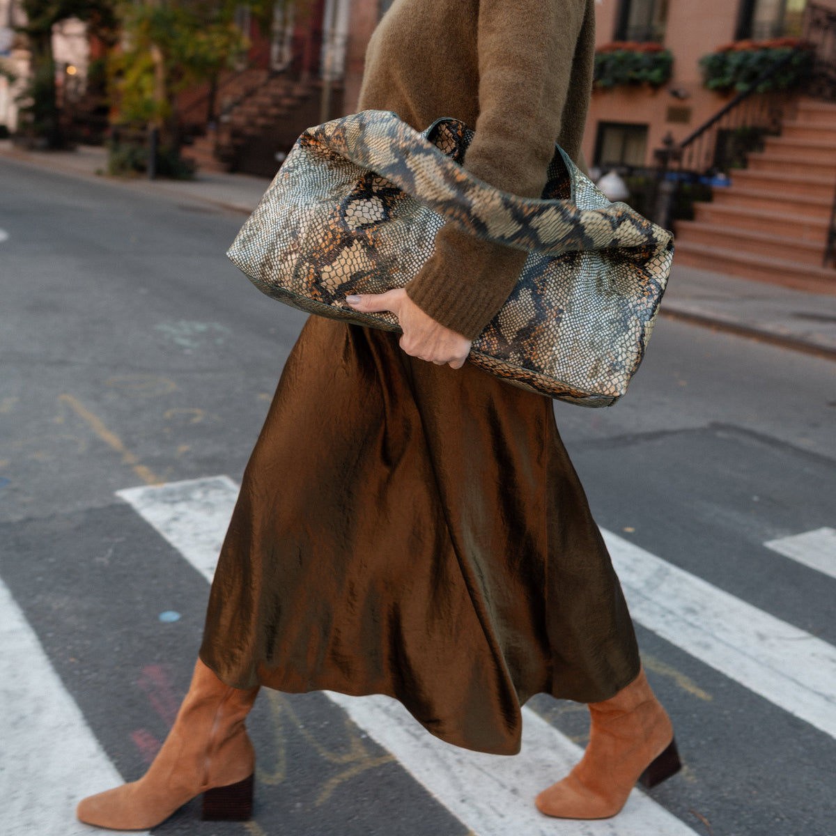 Lindsey Leather Tote Bag