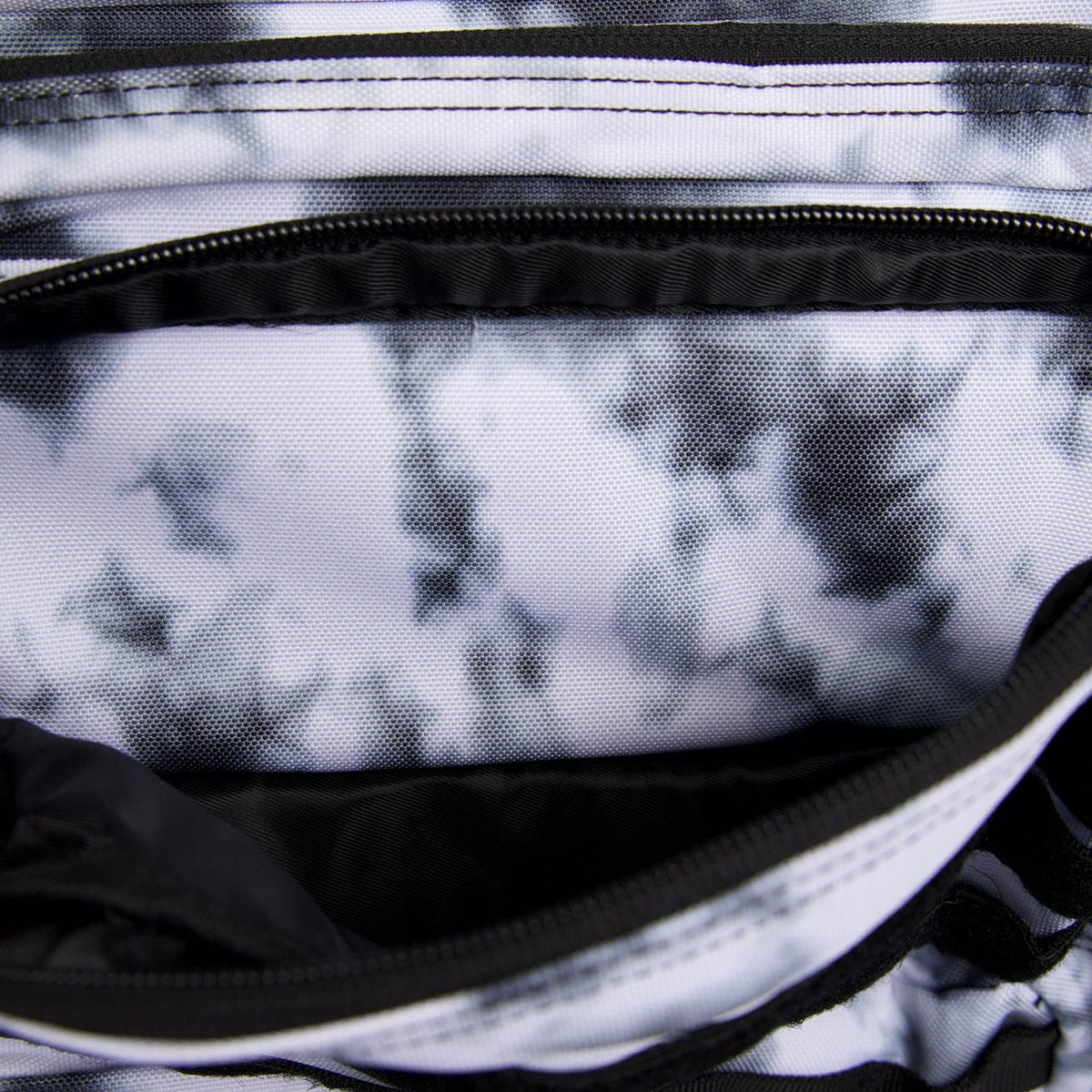 25L Backpack Timber Wolf Yellow Jacket