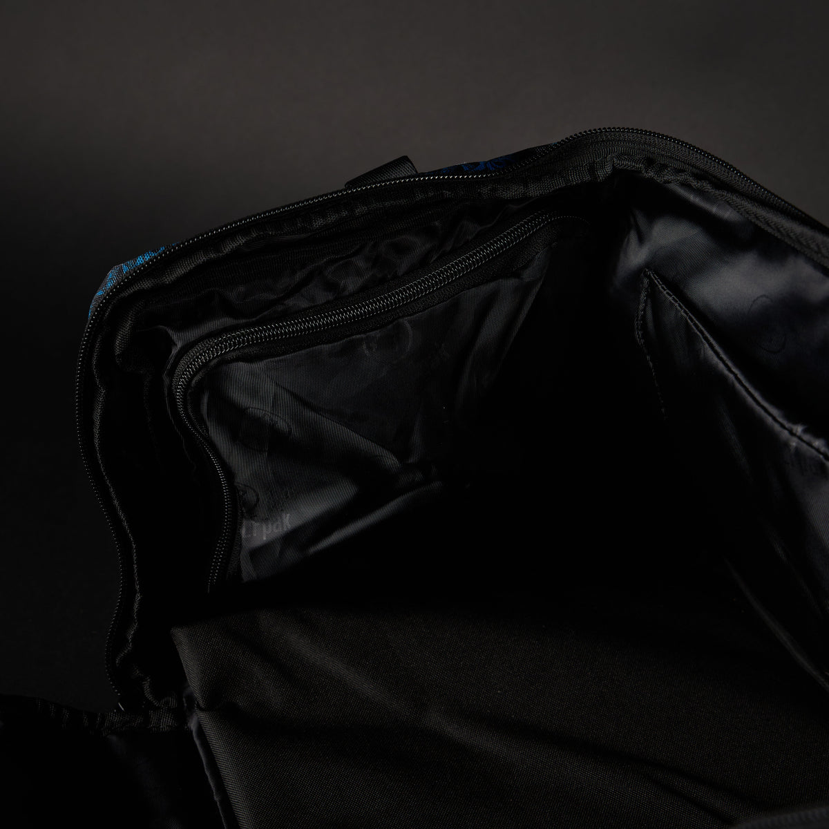 30L Perfect Duffle Bag Dead Men Tell No Tales