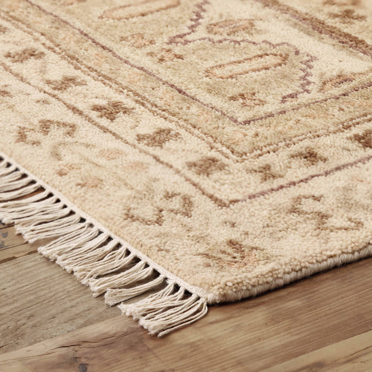 Evelyn Hand-Knotted Area Rug