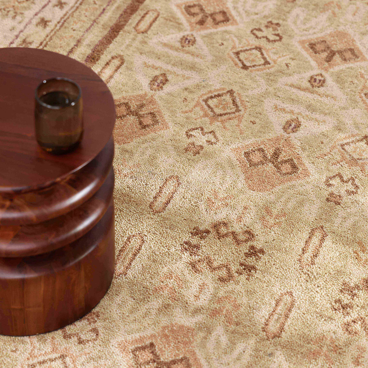 Evelyn Hand-Knotted Area Rug