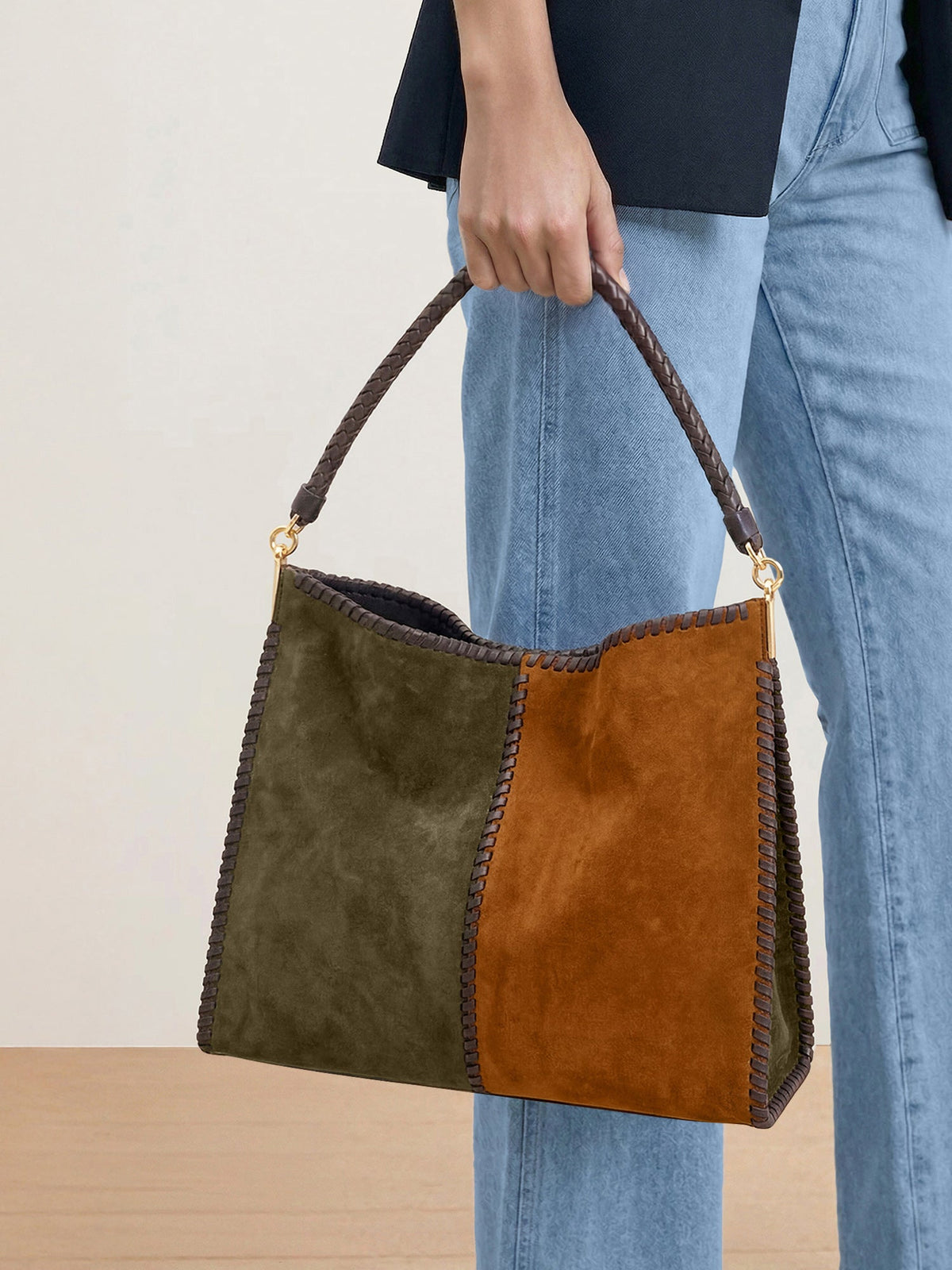Vida Shoulder Bag
