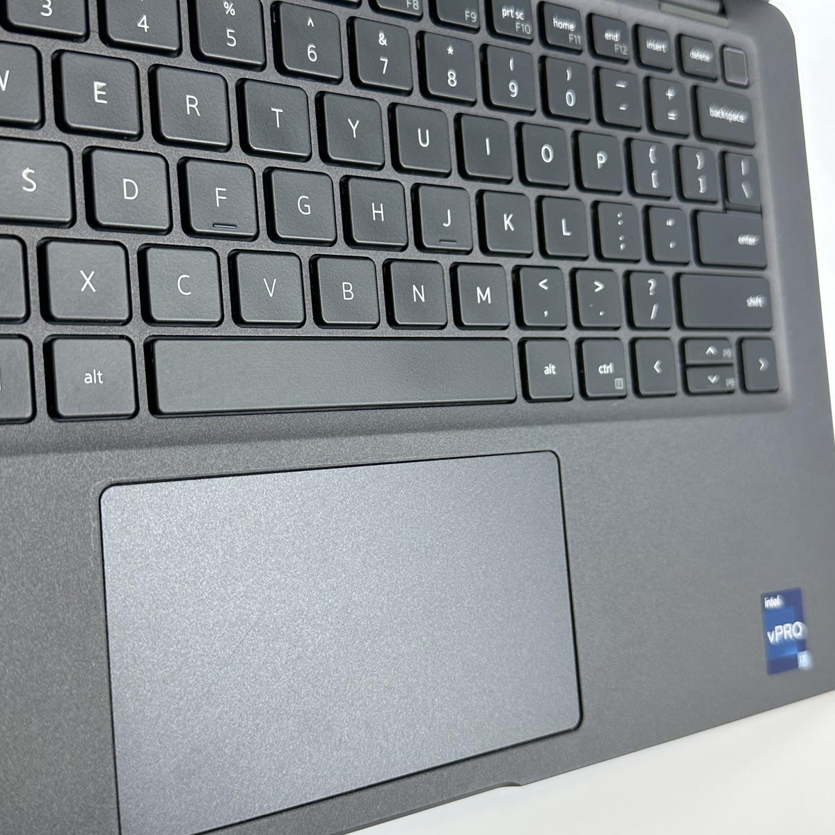 Dell Latitude 7430 14 Black 2.2 GHz Intel Core i7 12th Gen. 16GB RAM