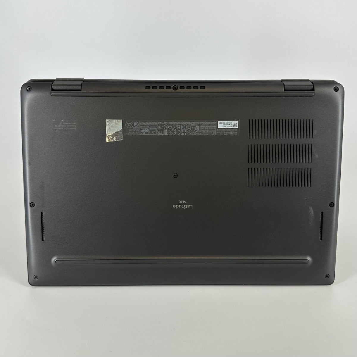 Dell Latitude 7430 14 Black 2.2 GHz Intel Core i7 12th Gen. 16GB RAM