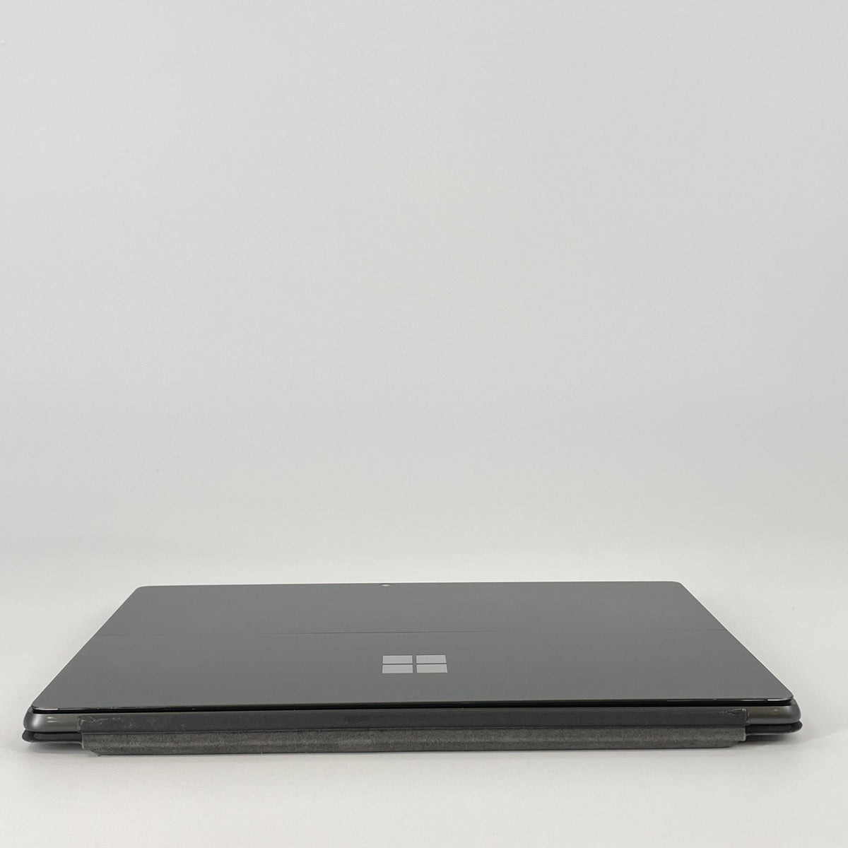 Microsoft Surface Pro 8 13 Black WiFi 3.0 GHz Intel Core i7 11th Gen.