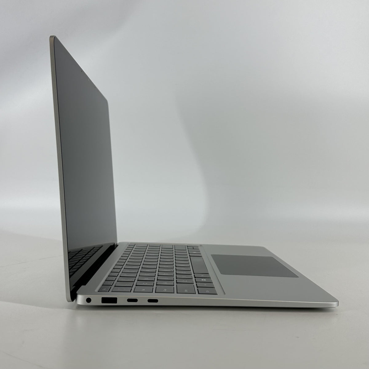 Microsoft Surface Laptop 7 13.8 Platinum WiFi 3.4 GHz Qualcomm