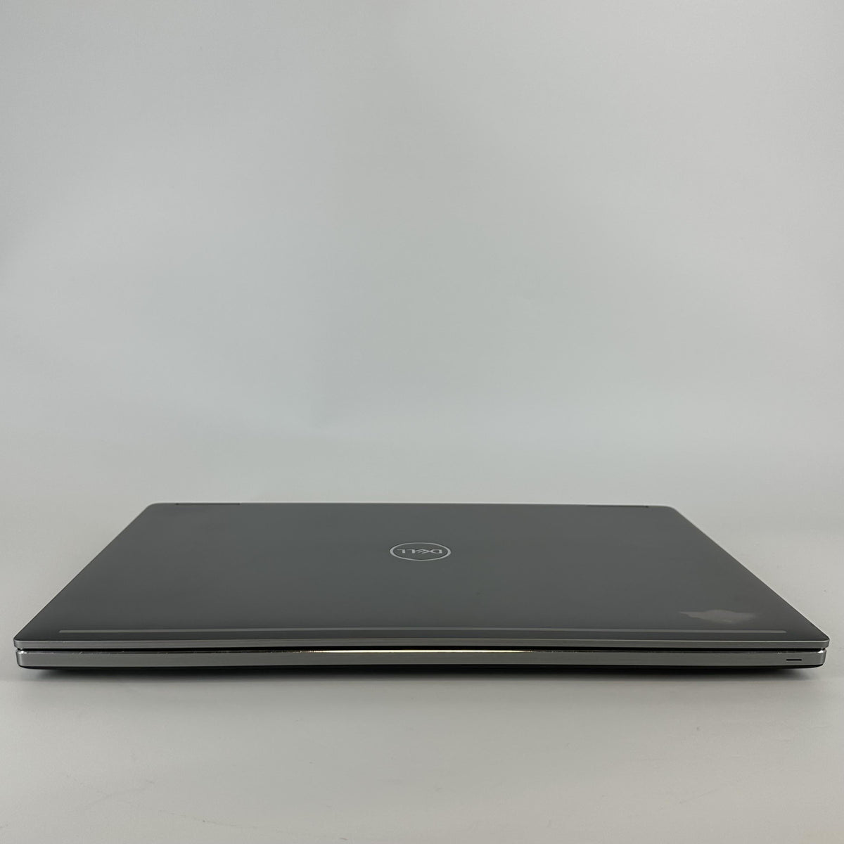Dell Precision 7740 17.3 Gray 2.6 GHz Intel Core i7 9th Gen. 16GB RAM