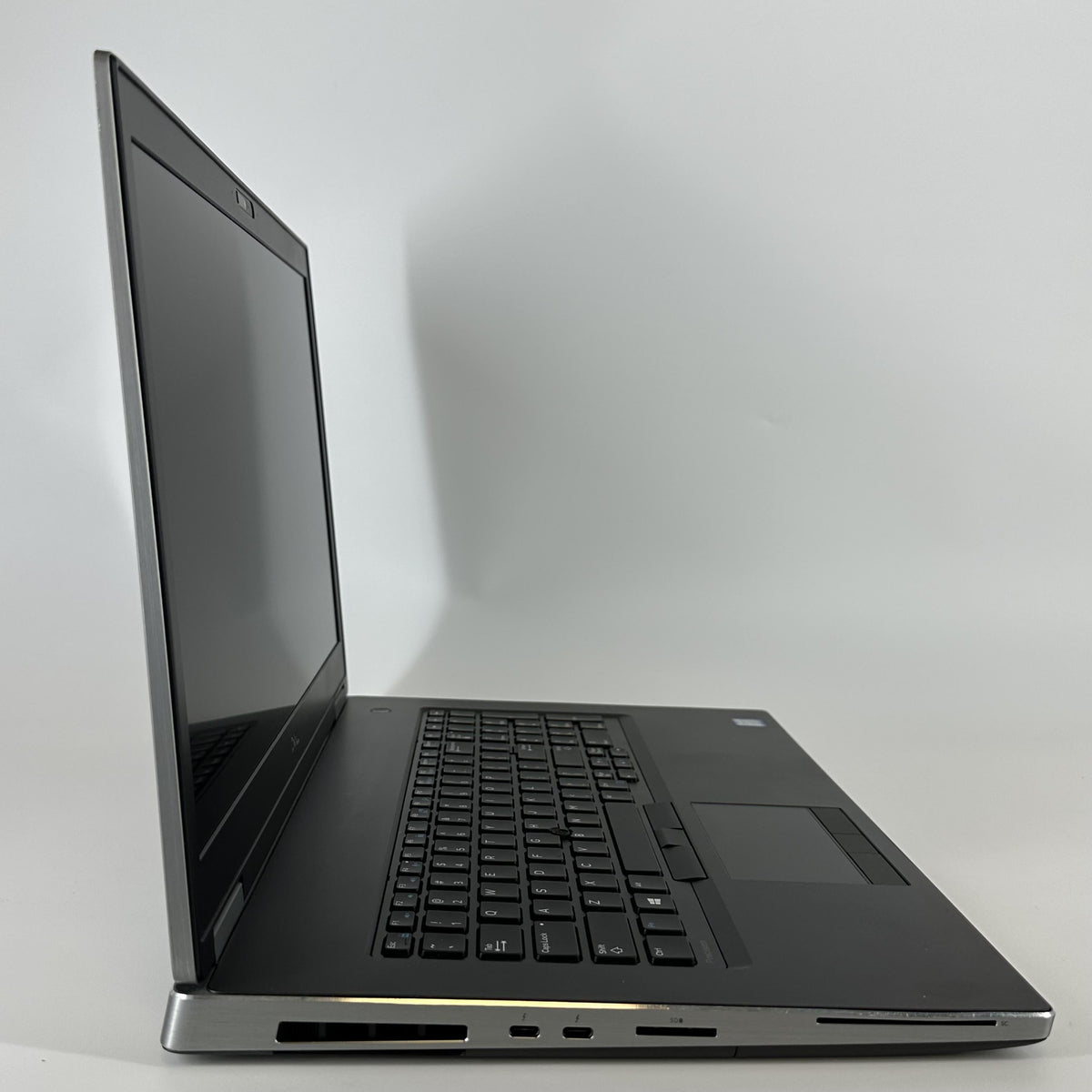 Dell Precision 7740 17.3 Gray 2.6 GHz Intel Core i7 9th Gen. 16GB RAM