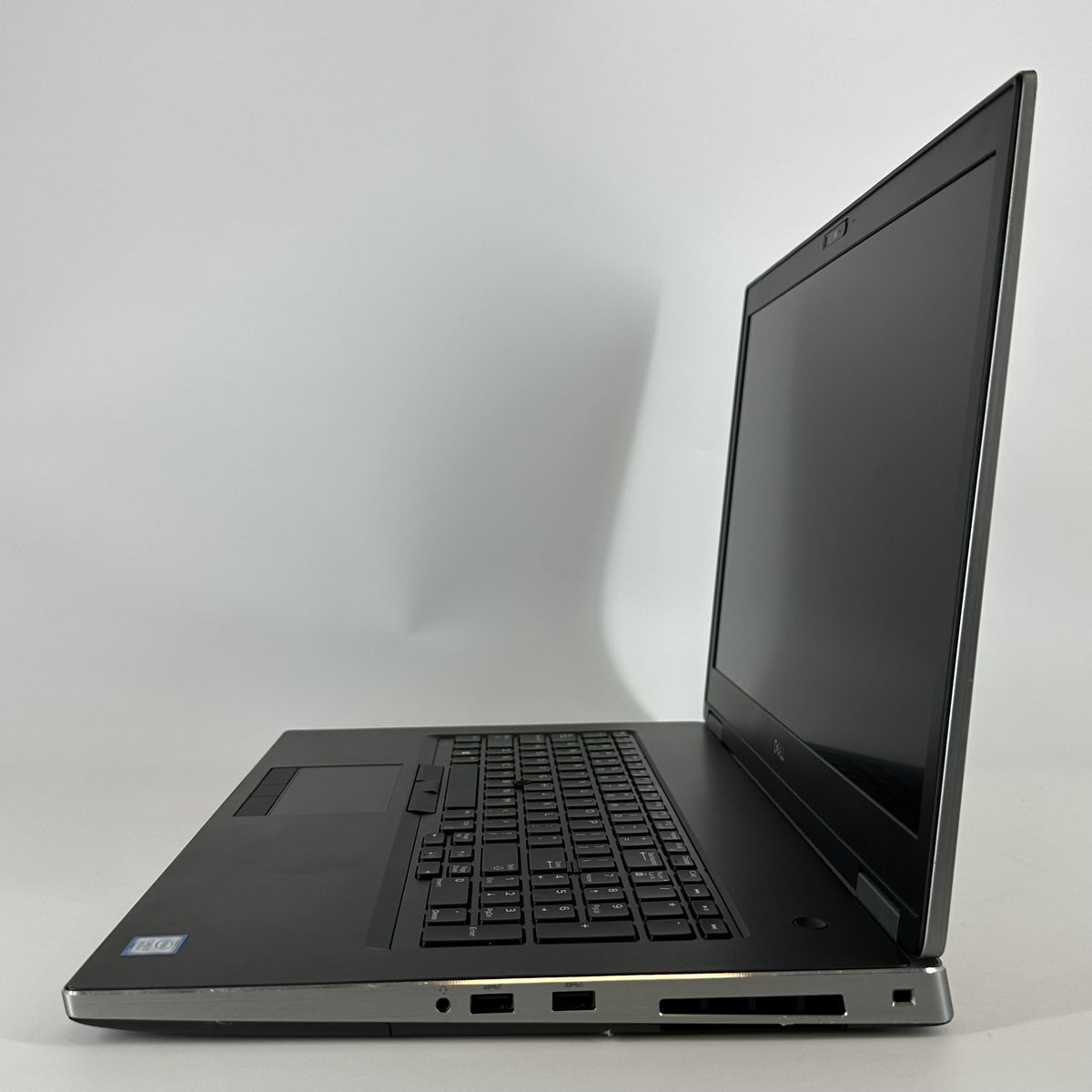 Dell Precision 7740 17.3 Gray 2.6 GHz Intel Core i7 9th Gen. 16GB RAM
