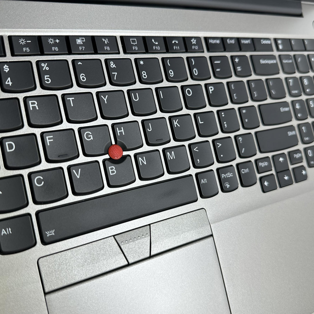 Lenovo ThinkPad E15 Gen 4 Silver 2.0 GHz AMD Ryzen 7 5825U 16GB RAM