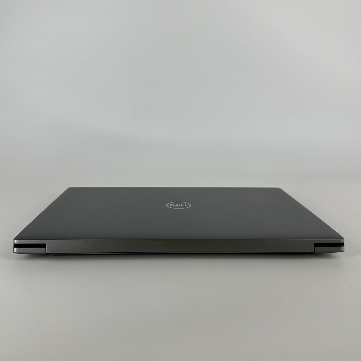 Dell Precision 5470 14 Gray 2.5 GHz Intel Core i9 12th Gen. 32GB RAM