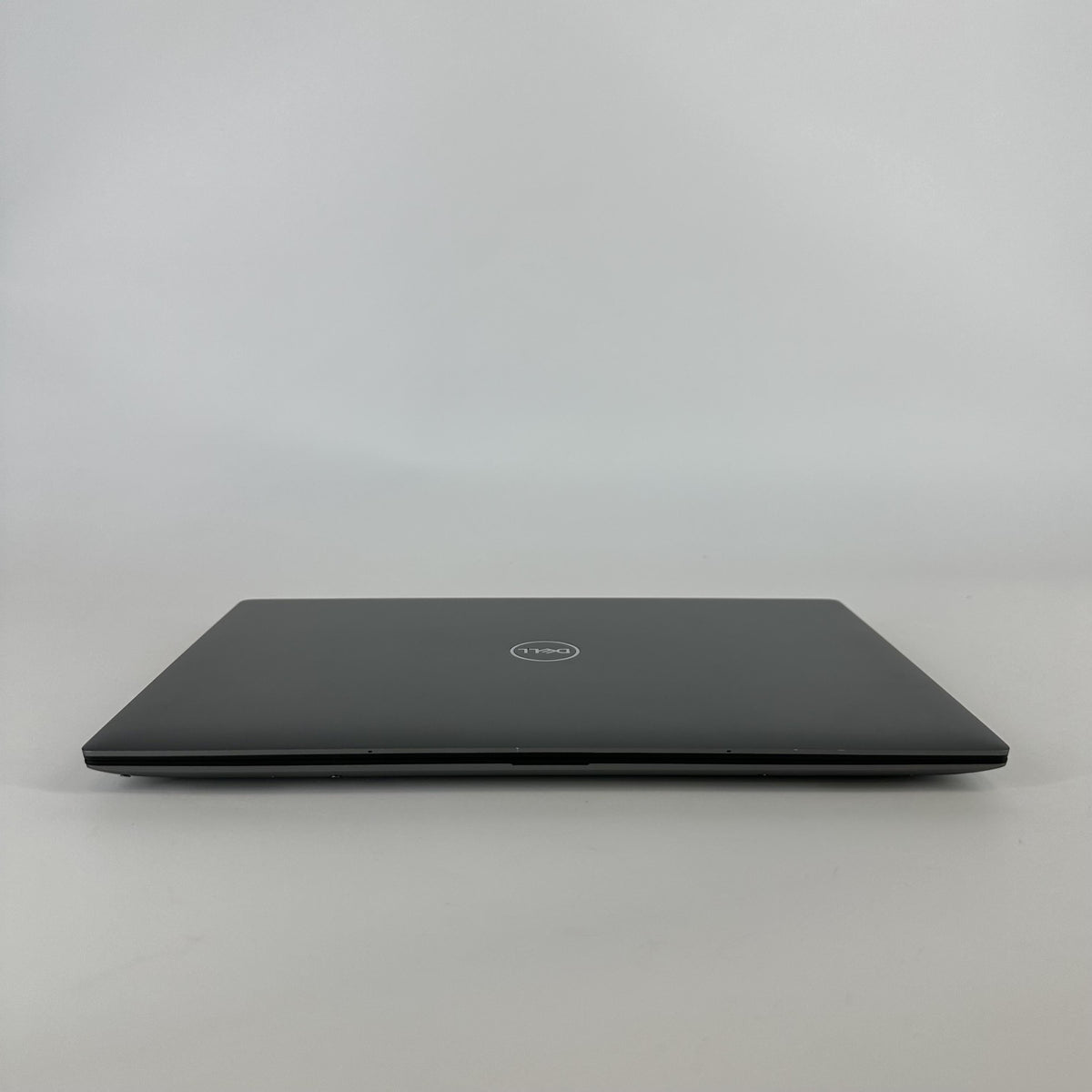 Dell Precision 5470 14 Gray 2.5 GHz Intel Core i9 12th Gen. 32GB RAM