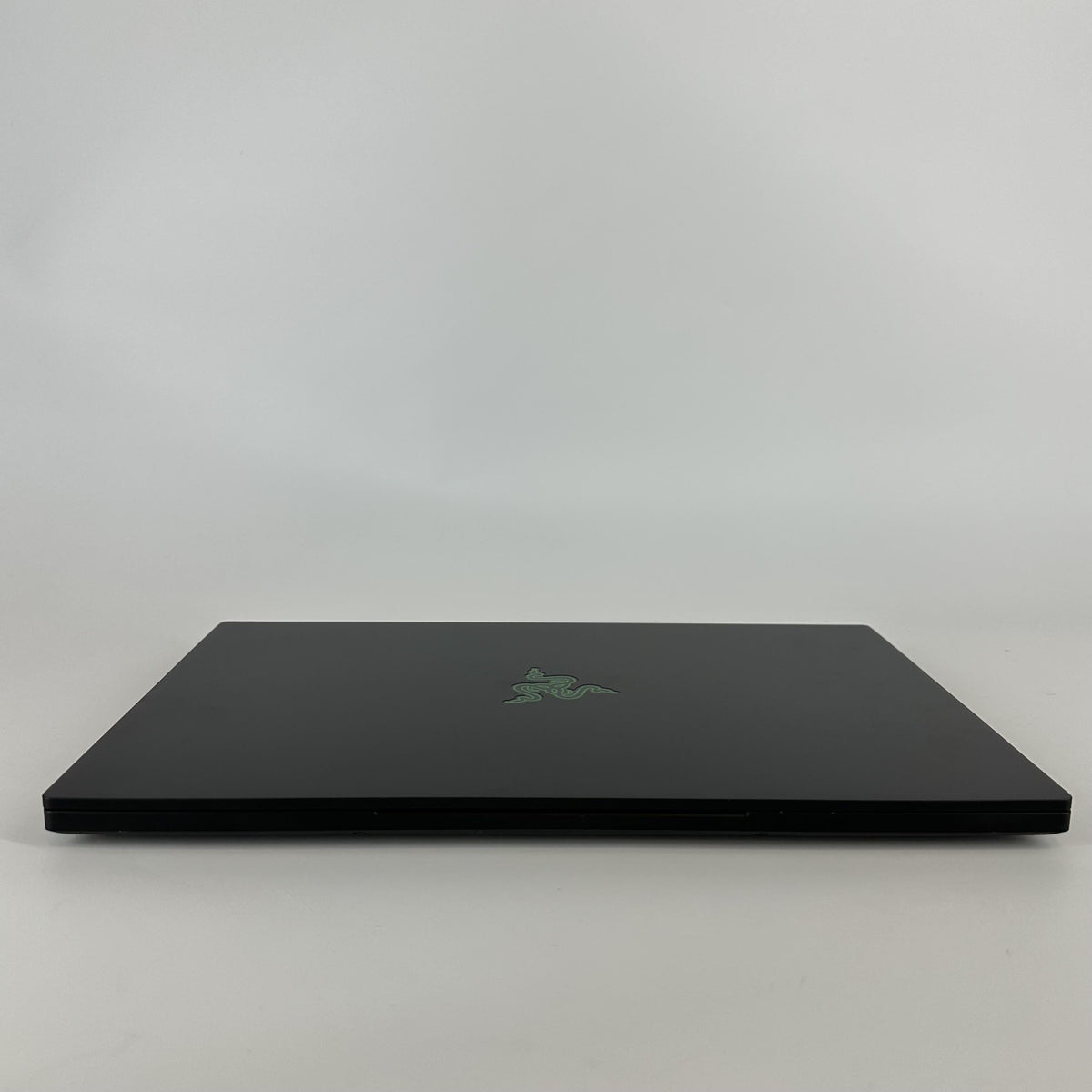 Razer Blade 15 Advanced 2021 Black 2.3 GHz Intel Core i7 11th Gen.