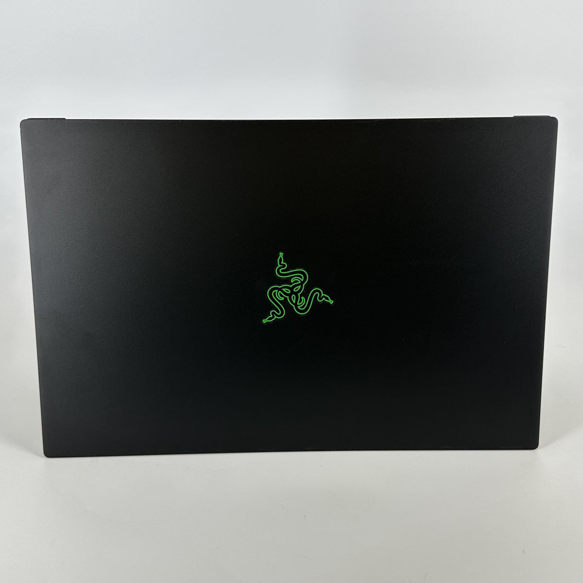 Razer Blade 15 Advanced 2021 Black 2.3 GHz Intel Core i7 11th Gen.