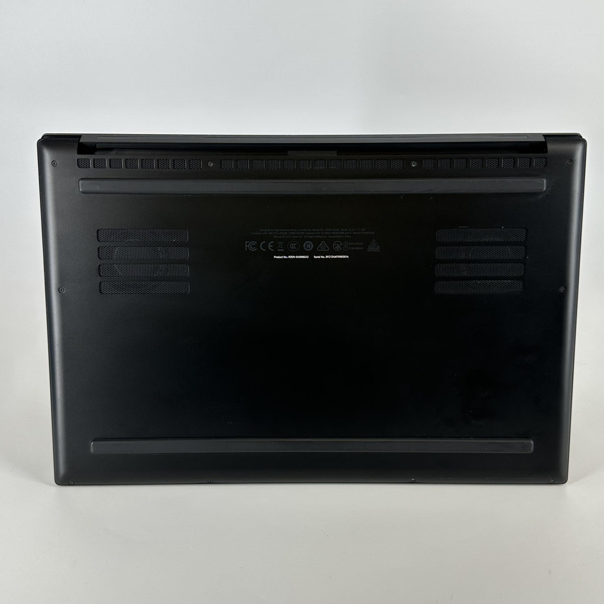 Razer Blade 15 Advanced 2021 Black 2.3 GHz Intel Core i7 11th Gen.