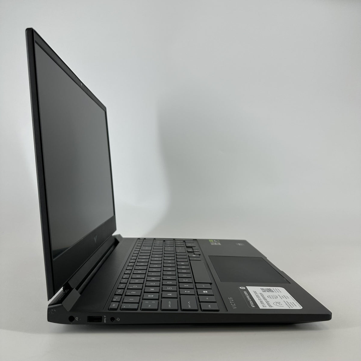 HP Victus 15.6 Black 3.2 GHz AMD Ryzen 7 7445HS 16GB RAM 512GB Solid