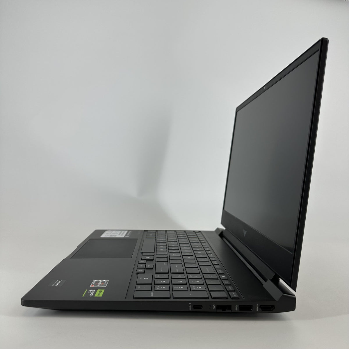 HP Victus 15.6 Black 3.2 GHz AMD Ryzen 7 7445HS 16GB RAM 512GB Solid