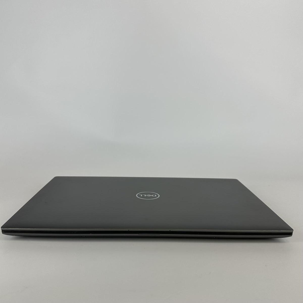 Dell Precision 5690 16 Gray 3.8 GHz Intel Core Ultra 7 32GB RAM 1TB