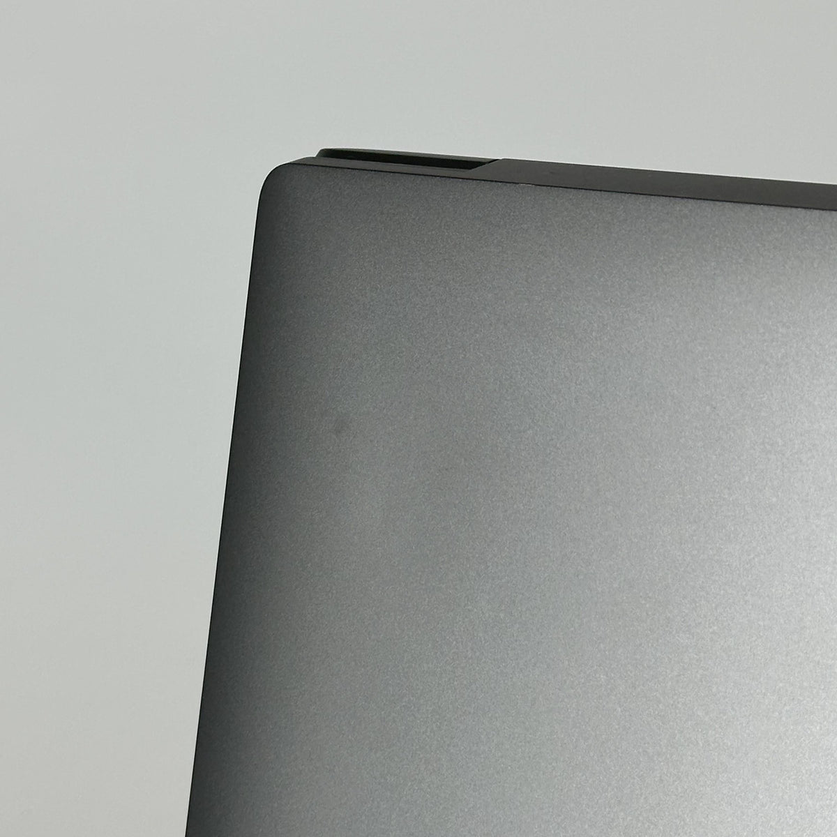 Dell Precision 5690 16 Gray 3.8 GHz Intel Core Ultra 7 32GB RAM 1TB