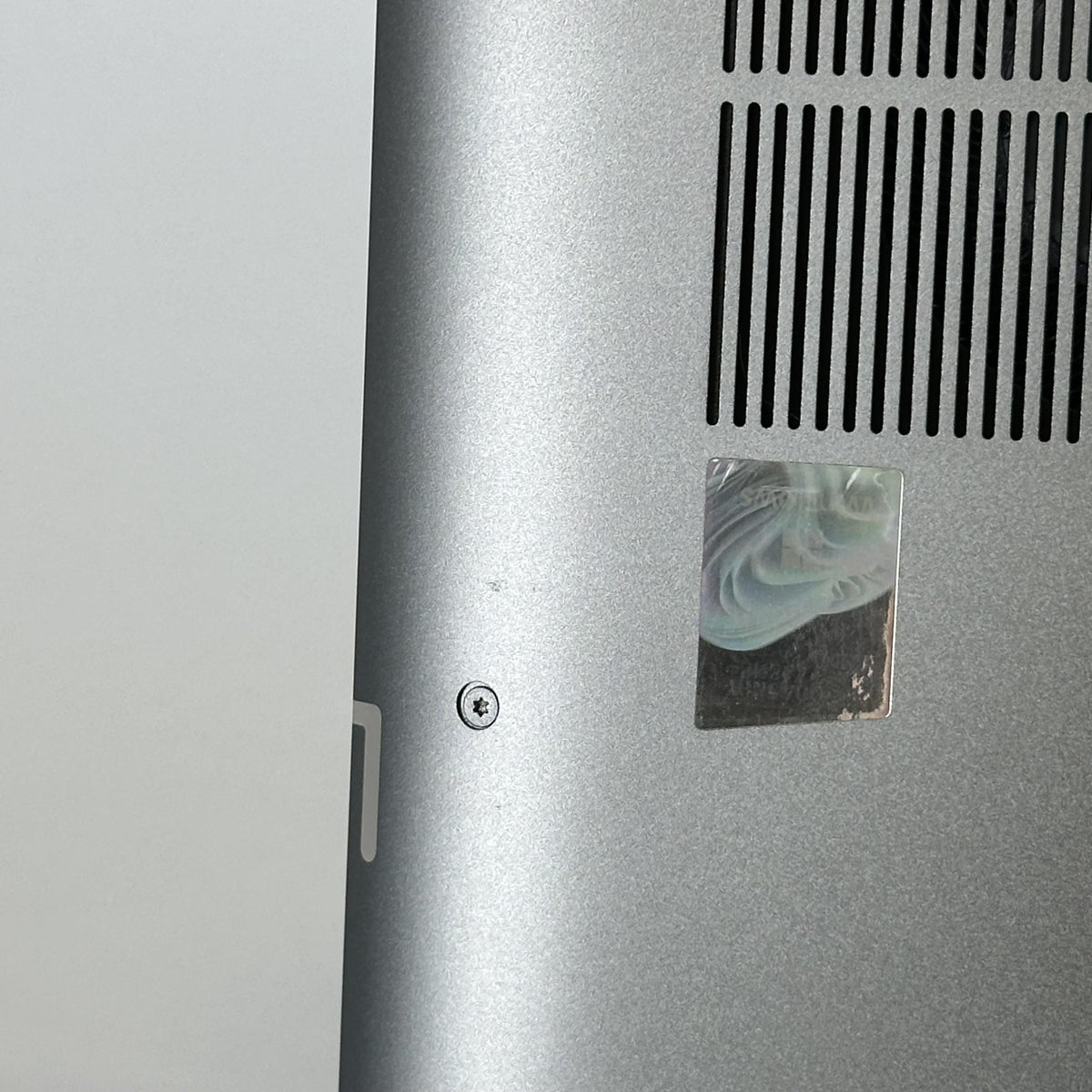 Dell Precision 5690 16 Gray 3.8 GHz Intel Core Ultra 7 32GB RAM 1TB