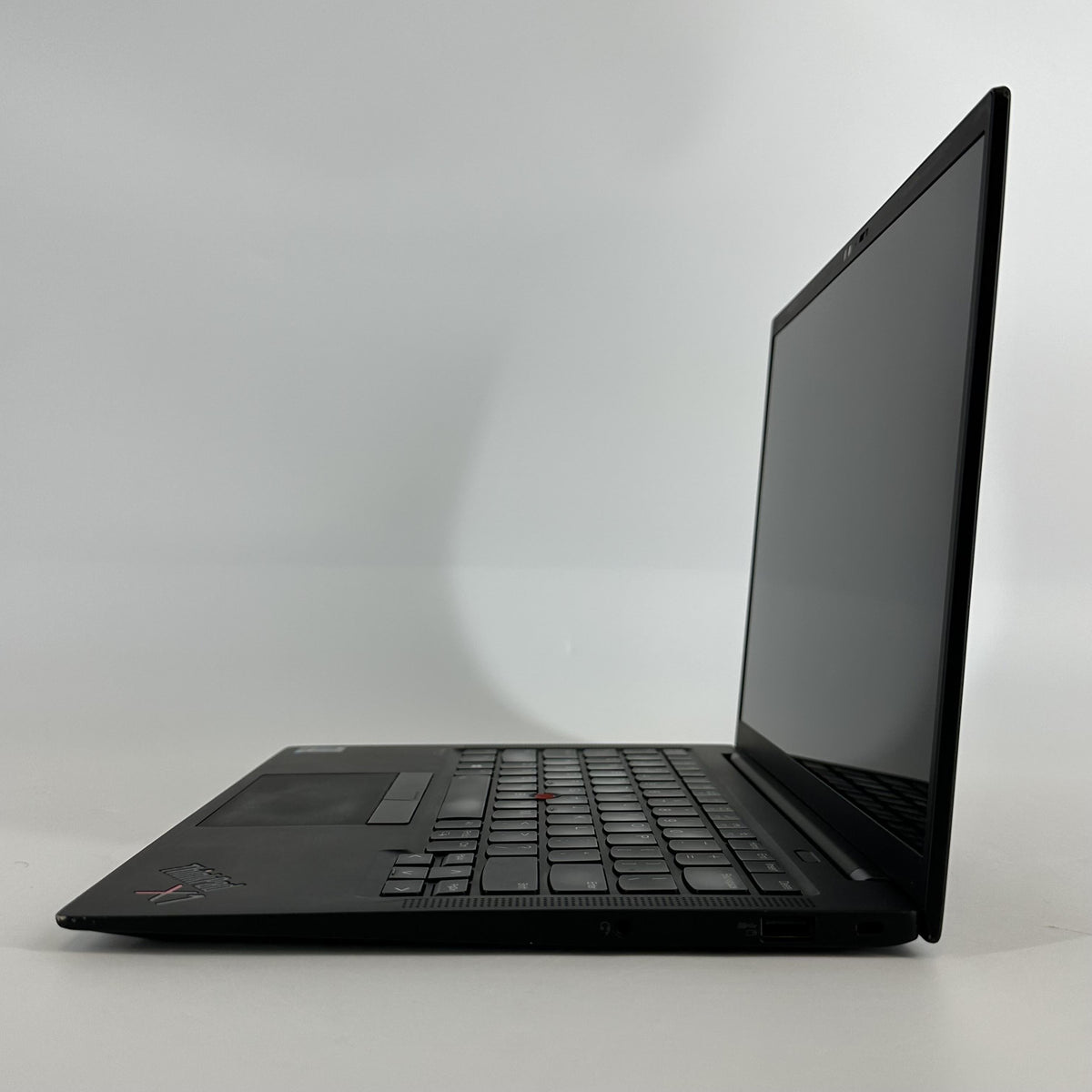 Lenovo ThinkPad X1 Carbon Gen 9 14 Black 3.0 GHz Intel Core i7 11th