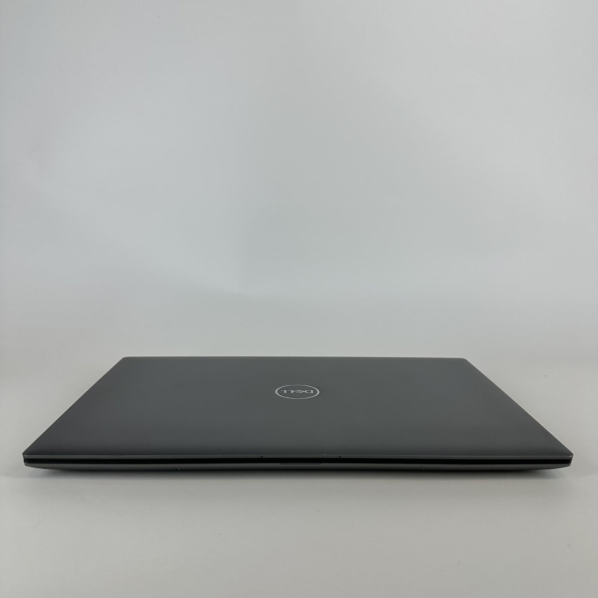 Dell Precision 5690 16 Gray 3.8 GHz Intel Core Ultra 7 32GB RAM 1TB