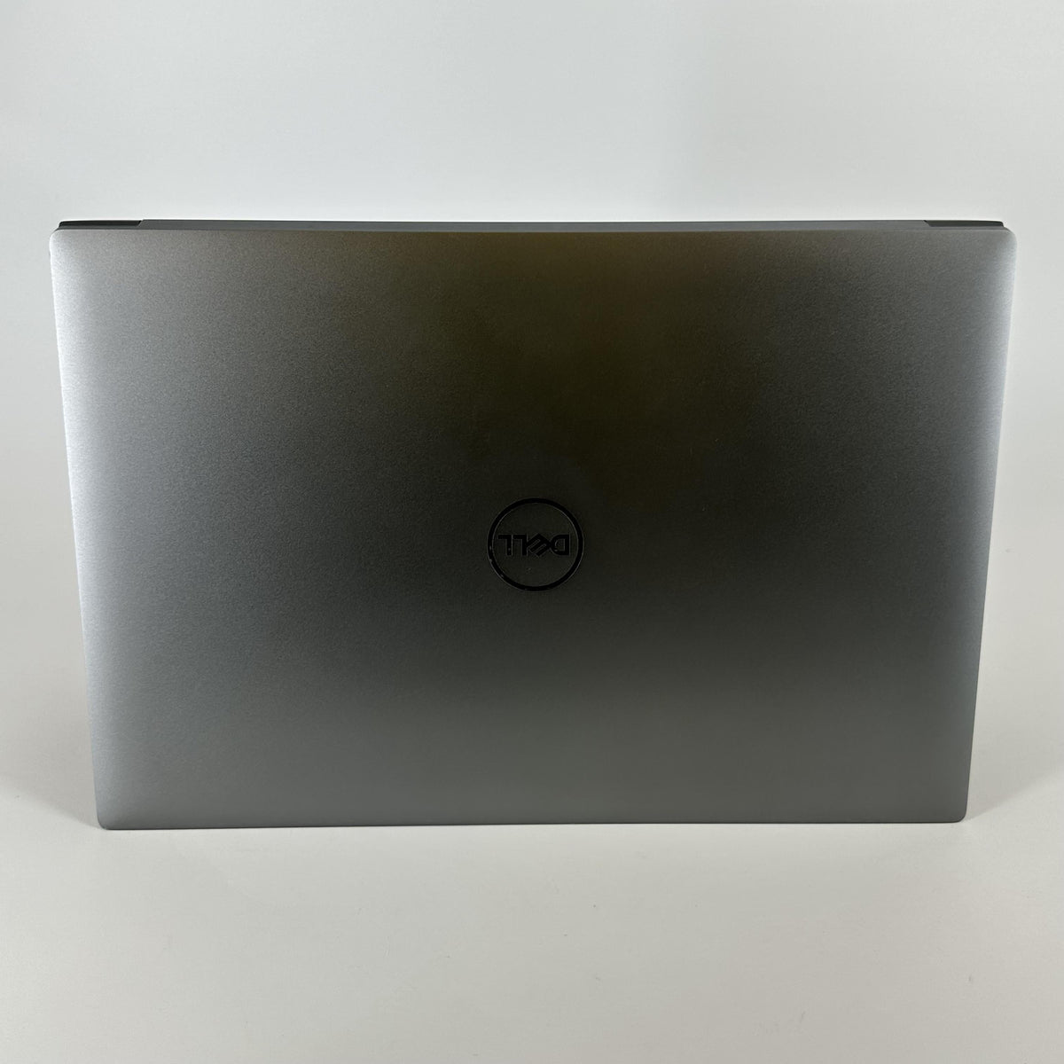 Dell Precision 5690 16 Gray 3.8 GHz Intel Core Ultra 7 32GB RAM 1TB