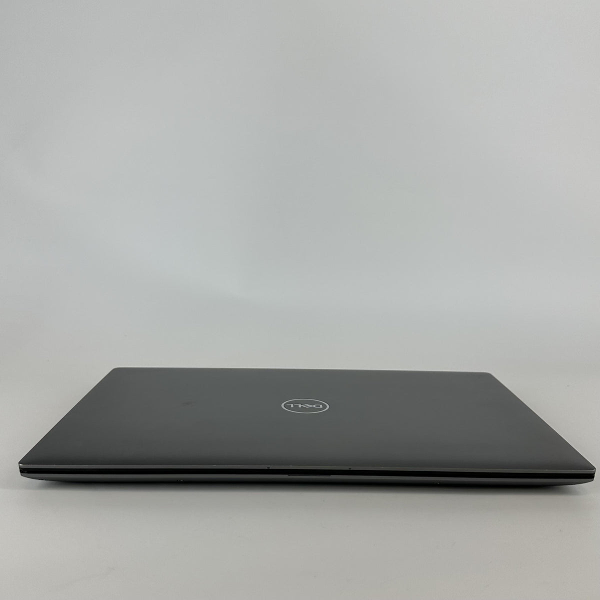 Dell Precision 5690 16 Gray 2.5 GHz Intel Core Ultra 9 64GB RAM 1TB