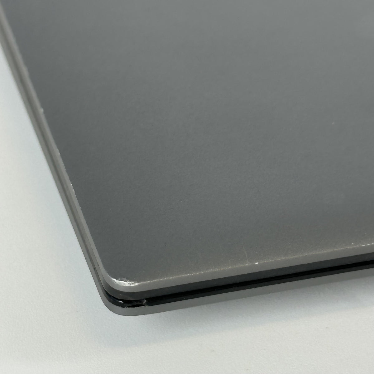 Dell Precision 5690 16 Gray 2.5 GHz Intel Core Ultra 9 64GB RAM 1TB