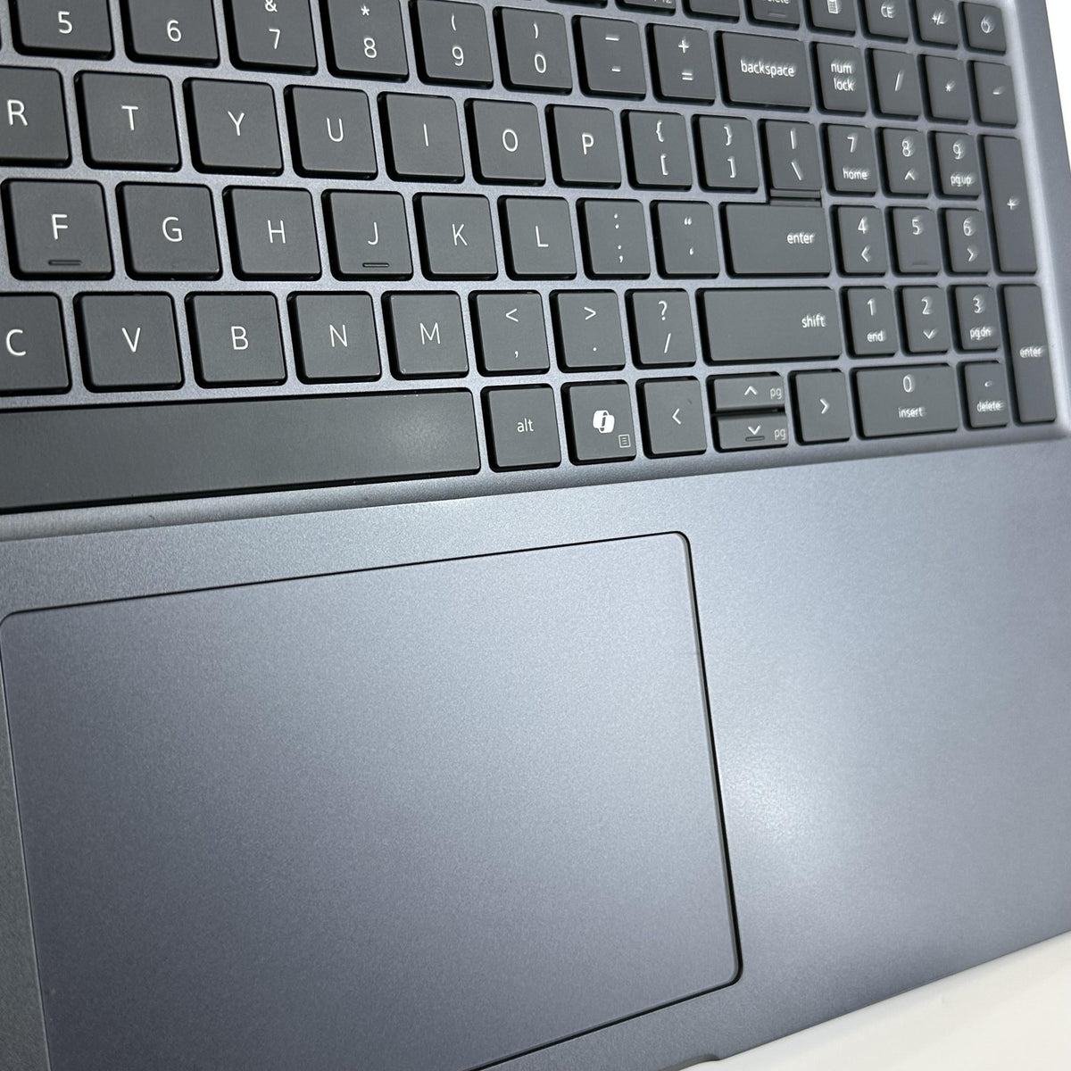 Dell Pro Max 16 Plus MB16250 Magnetite 2.7 GHz Intel Core Ultra 7